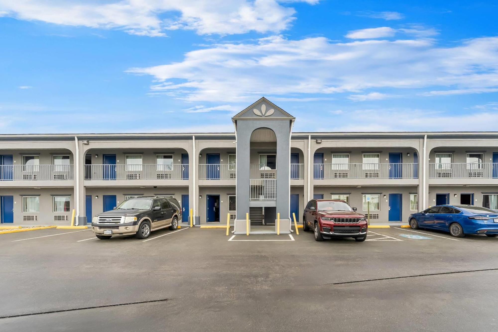 Econo Lodge Fredericksburg Near I-95 Zewnętrze zdjęcie